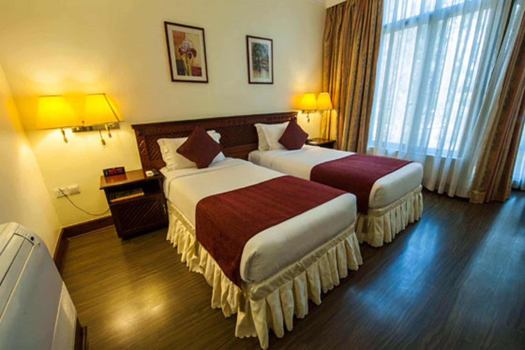 Kibo Palace Hotel Arusha Buitenkant foto