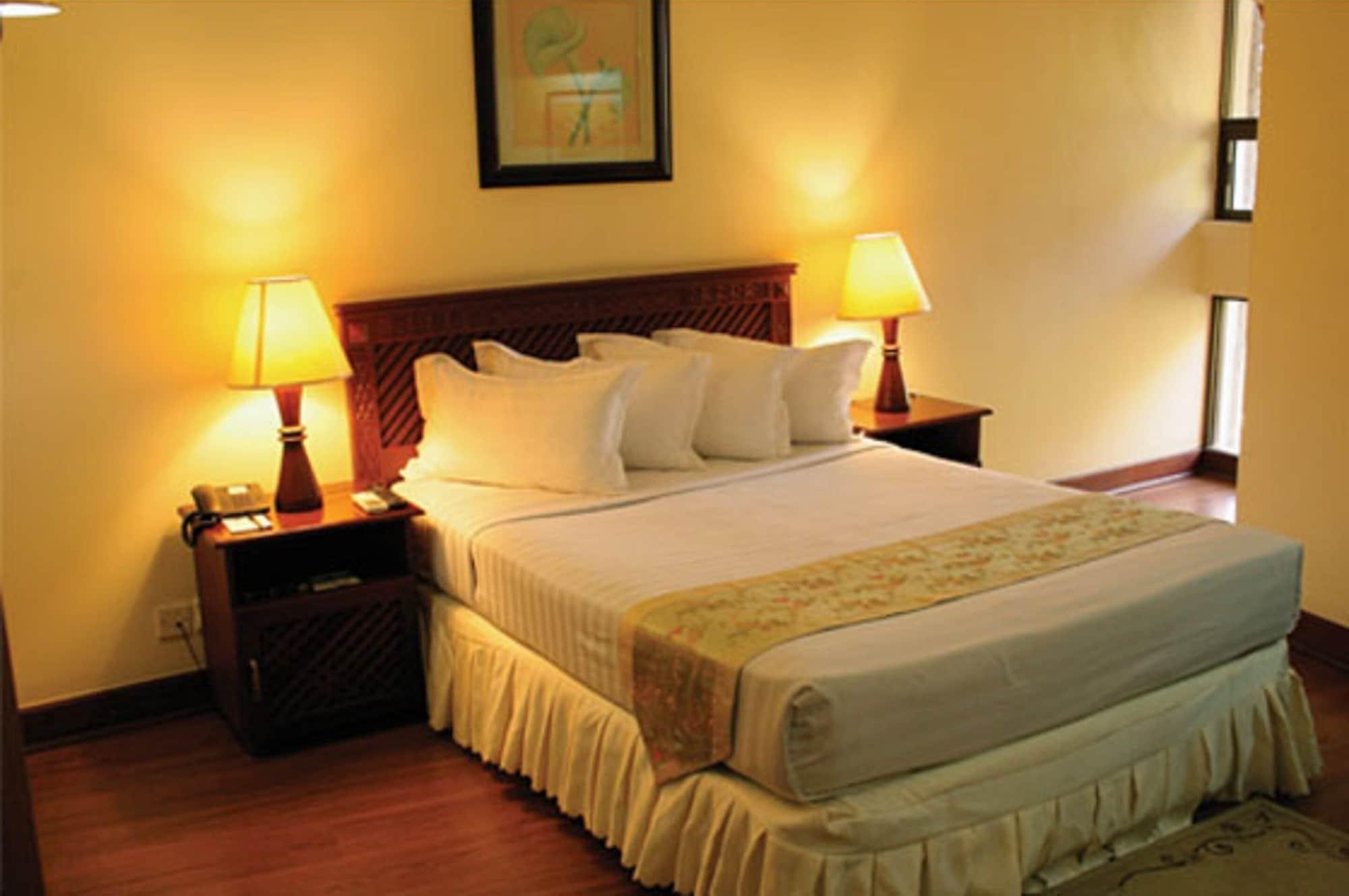 Kibo Palace Hotel Arusha Buitenkant foto