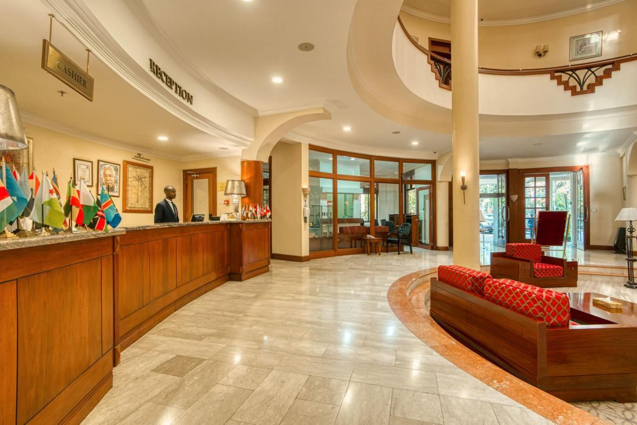 Kibo Palace Hotel Arusha Buitenkant foto