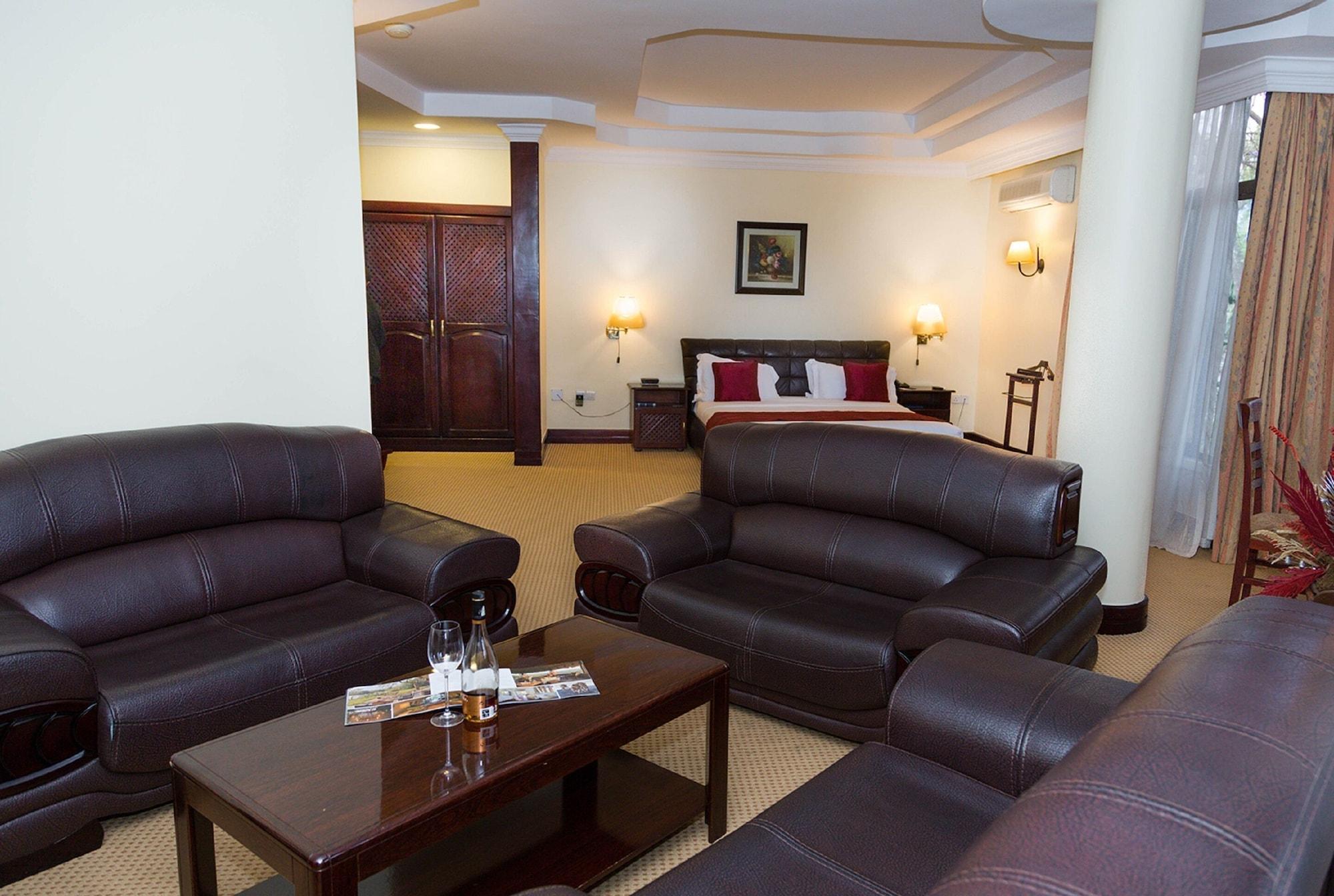 Kibo Palace Hotel Arusha Buitenkant foto