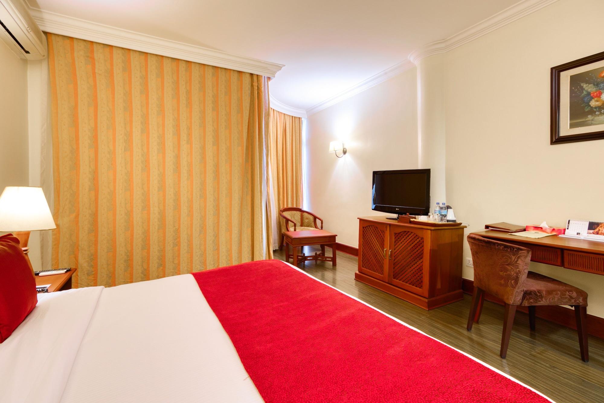 Kibo Palace Hotel Arusha Buitenkant foto